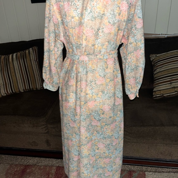 The Stroller • Vintage • 1960’s • Dress • Size 16 • Beige/ Pink/ Yellow/ Green - Picture 6 of 14